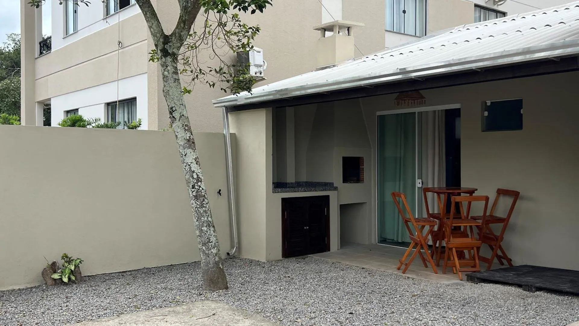 Casa de Férias Casa Entre Dois Mares - Casa Bege Vila Bombinhas